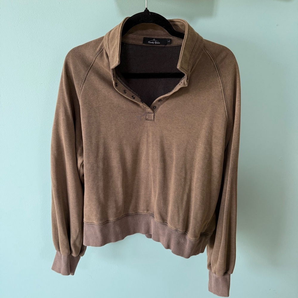 Womens TRENDY QUEEN Brown Sweatshirt Size L Snaps Oversized